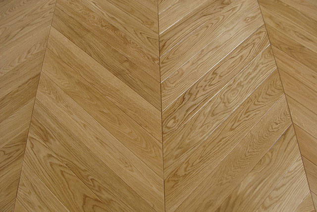 Podlahy, parkety, podlahové dosky, schody, stĺpiky, stĺpiky, zábradlia, zábradlia, výrobca Poľsko