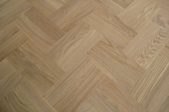 Podlahy, parkety, podlahové dosky, schody, stĺpiky, stĺpiky, zábradlia, zábradlia, výrobca Poľsko